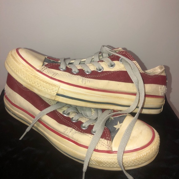 American Flag Distressed Off White Converse - Picture 1 of 4